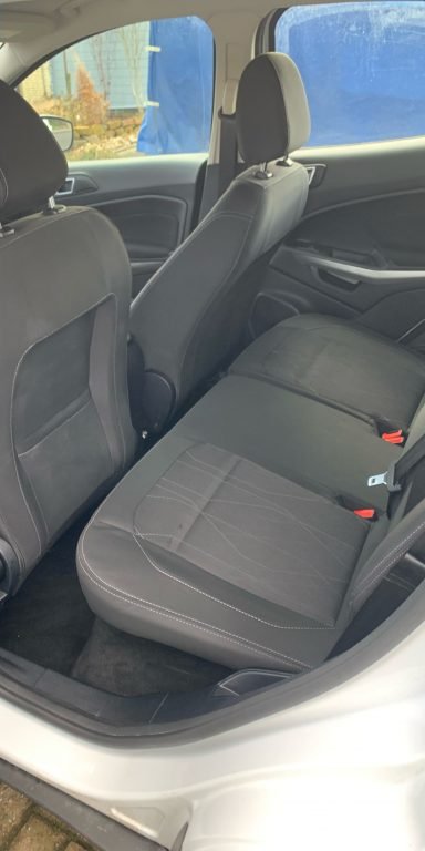 Sièges auto après